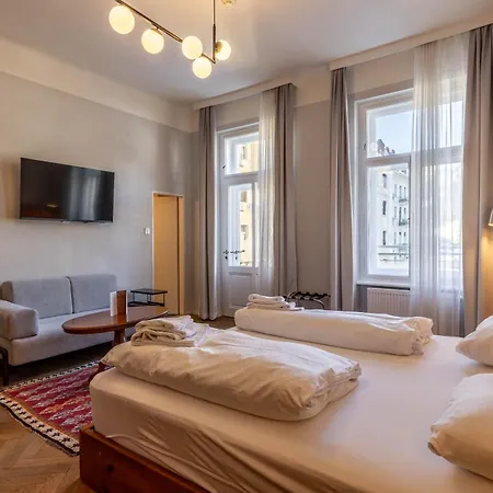 The Eighteen86 By Keyone